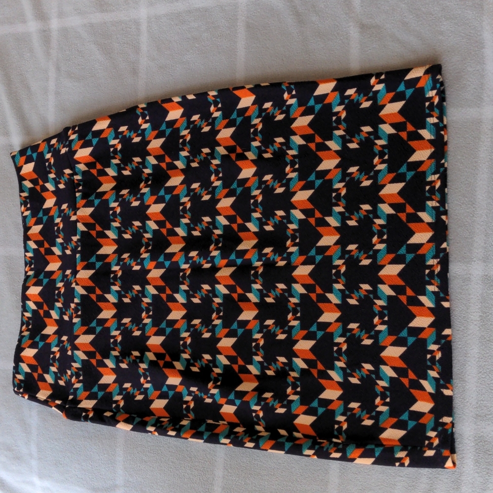 LuLaRoe Cassie Skirt - Geometric Pattern - Picture 3 of 5